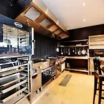 Fancy In With Pool House & Indoor Pool Sainte-Cécile