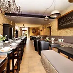 Fancy In With Pool House & Indoor Pool Sainte-Cécile