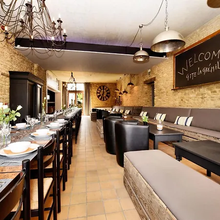 Fancy In With Pool House & Indoor Pool Σπίτι διακοπών *