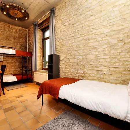 Дом отдыха Fancy In With Pool House & Indoor Pool