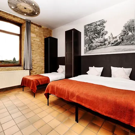 Fancy In With Pool House & Indoor Pool