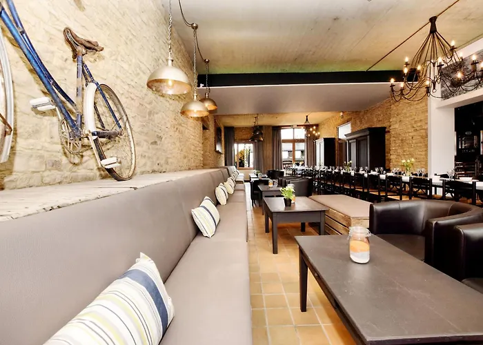 Fancy In With Pool House & Indoor Pool *